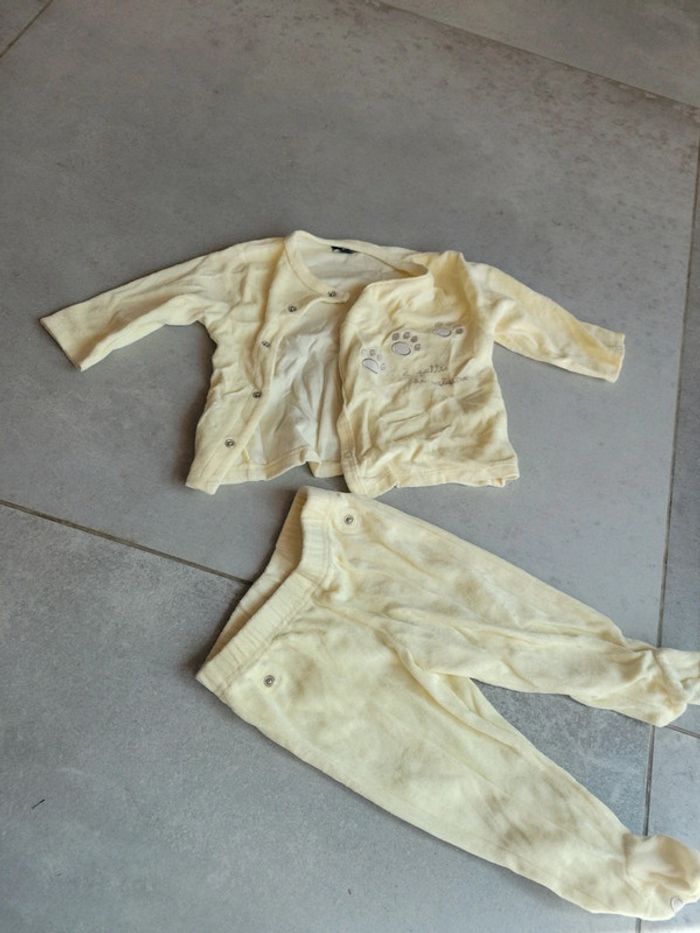 Lot ensemble grenouillère taille 12 mois deux piece veste pantalon - photo numéro 2