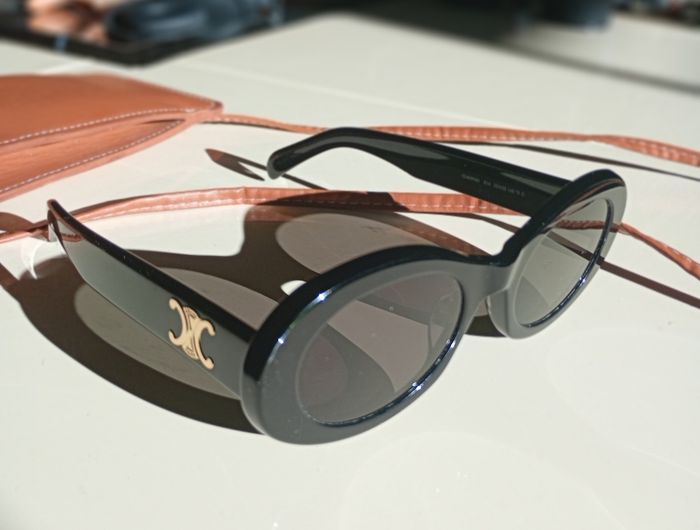 Lunettes soleil - photo numéro 2