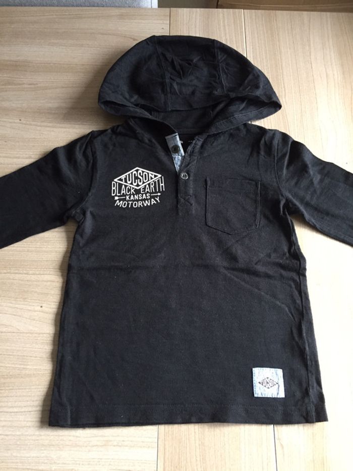 Haut manche longue a capuche - photo numéro 2