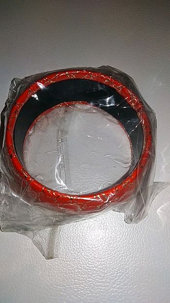 Bracelet manchette fantaisie rouge et doré