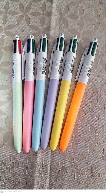 Lot stylos Bic 4 couleurs pastel