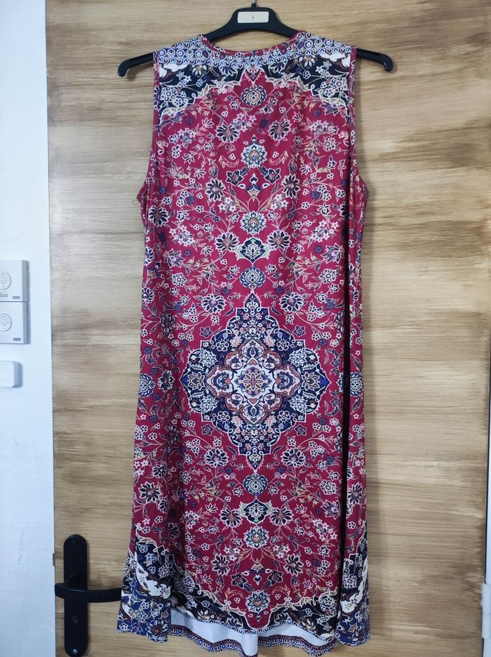 Robe fluide courte Bordeaux imprimé 38 shein - photo numéro 2