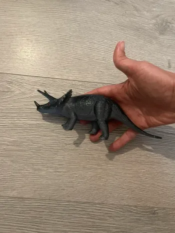 Jouet figurine dinosaure Tricératops - T-rex - Excellent état