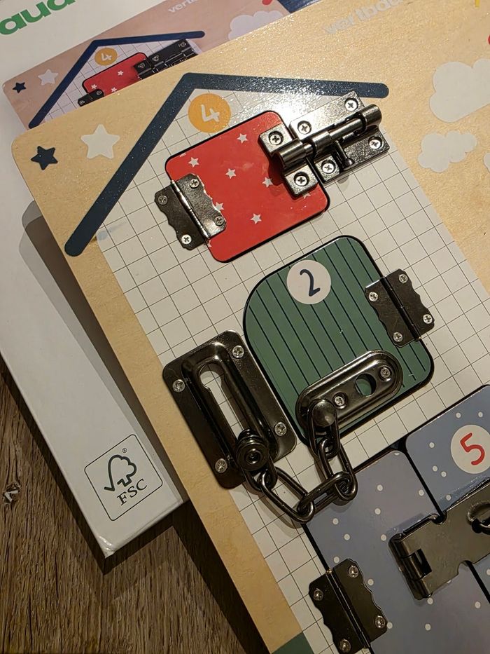 Planche à verrou motricité fine vertbaudet - photo numéro 2