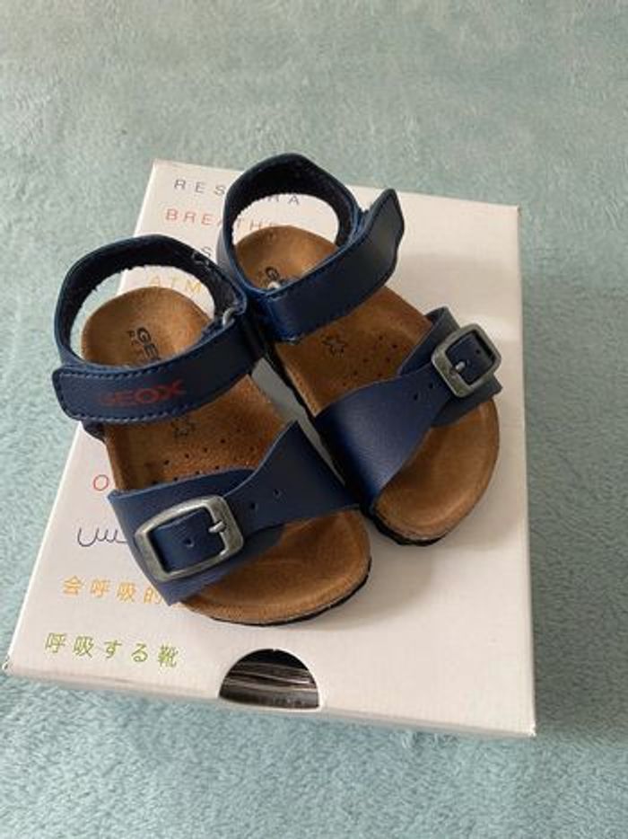 Sandales Geox bébé cuir taille 20 - photo numéro 2