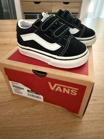 Vans Old Skool noir taille 18