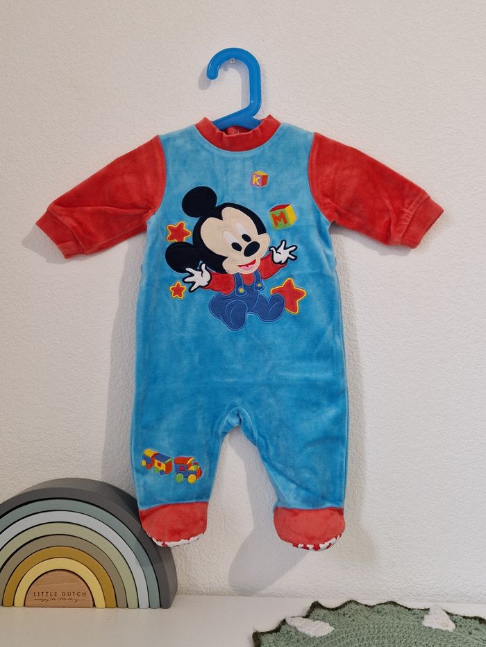 Lot de pyjamas - photo numéro 5