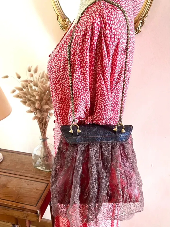 Sac en Cuir avec Dentelle de Calais – Élégance Chic - photo numéro 14