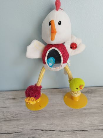 Ophélie la poule Lilliputiens jeux d'éveil