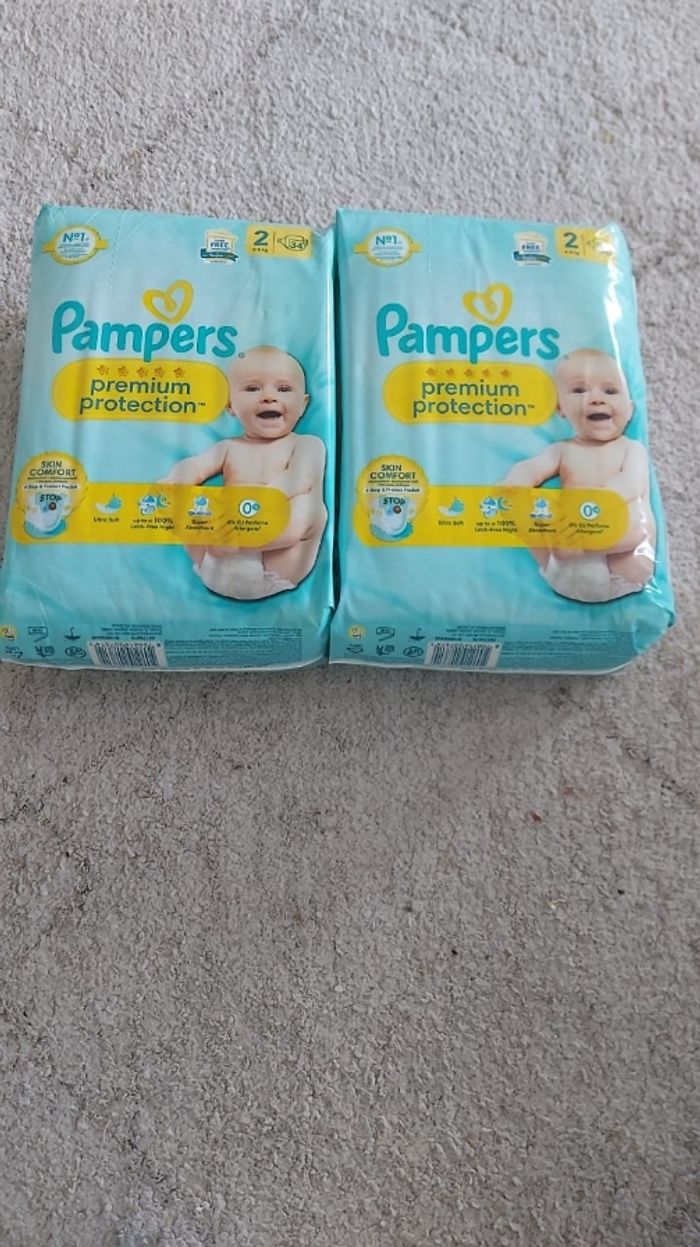 68 couches pampers taille 2 soit 2 paquets