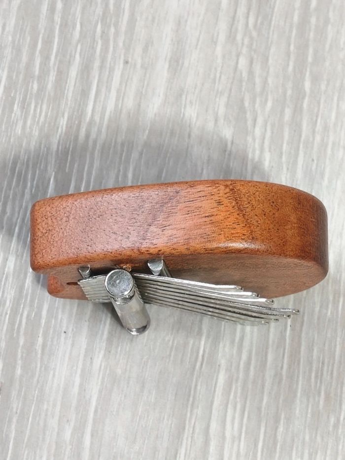 Instrument de musique Kalimba en bois 8 touches en tête de chat - photo numéro 4