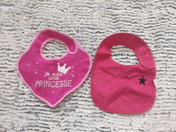 Bavoirs bébé fille