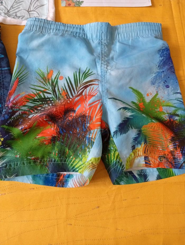 Ensemble Été garçon 6 ans 3 pièces 2 shorts + 1 tee shirt  🌿 - photo numéro 4