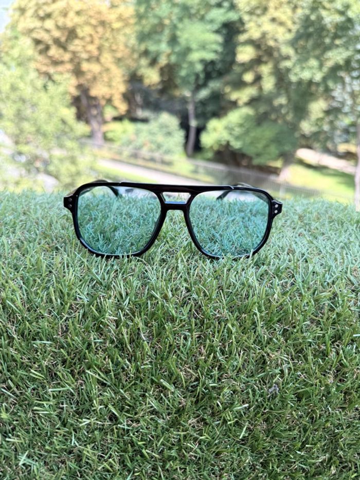 Lunette de soleil - photo numéro 6