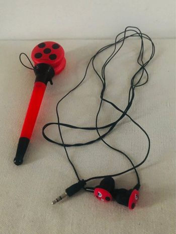 Stylo yoyo miraculous + écouteurs tiki - photo numéro 9