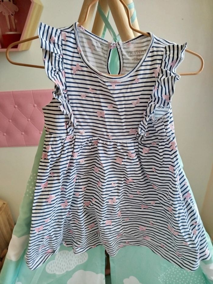 Jolie robe marinière papillon