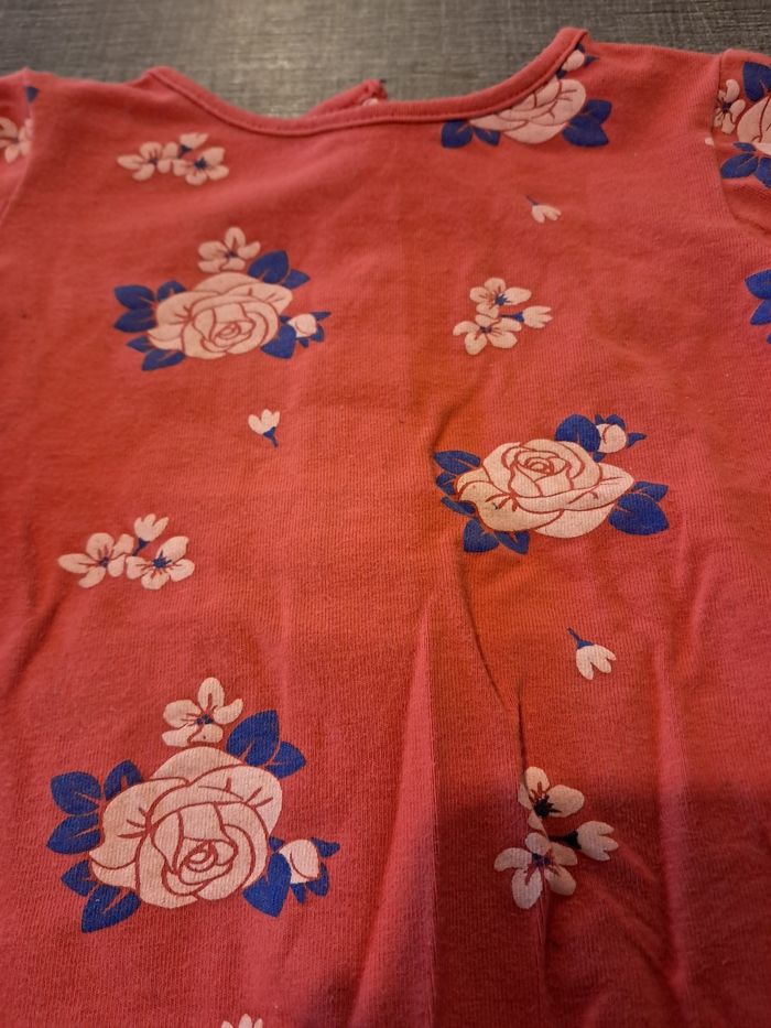 T-shirt 6 mois - photo numéro 2