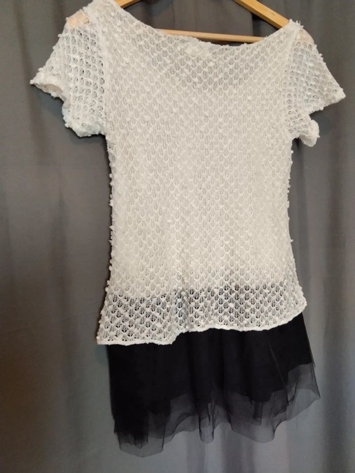 Haut habillé dentelle pompons taille unique marque Molly. - photo numéro 2
