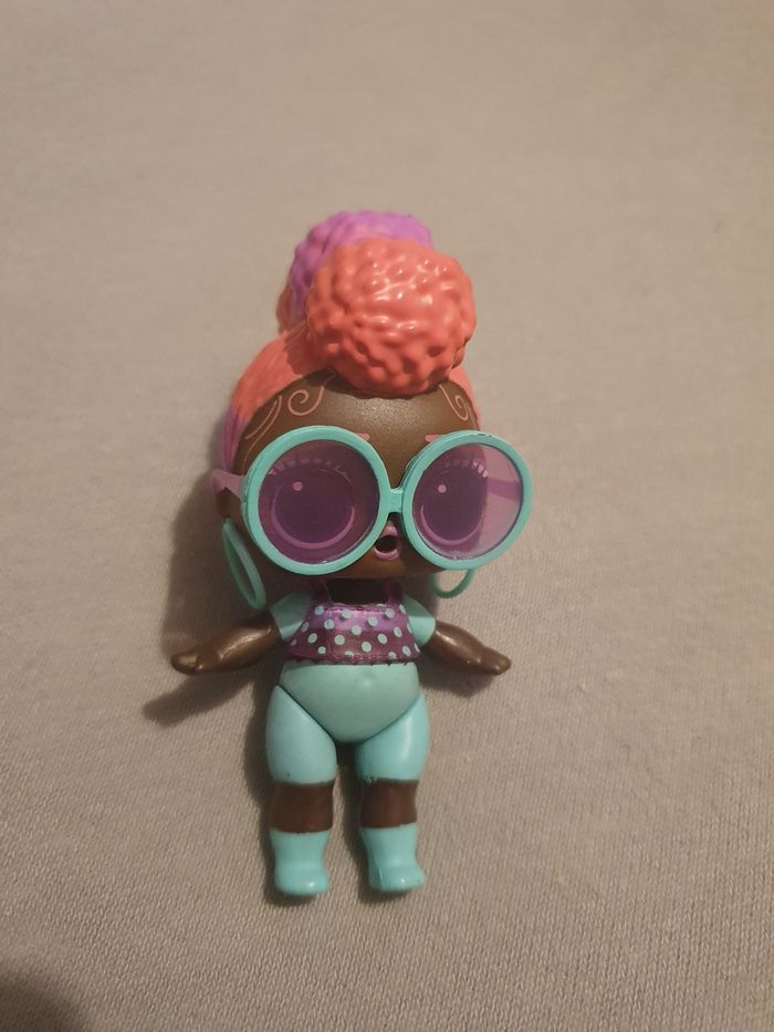 Lot de mini poupées + accessoires - photo numéro 2