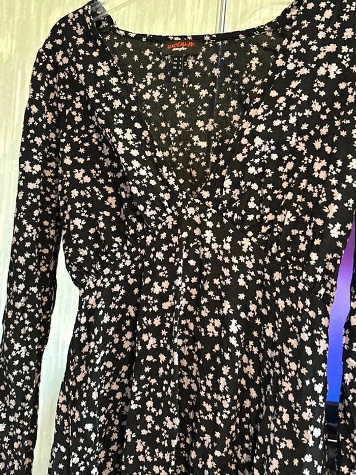Blouse fleurie taille 36 marque Jennyfer • - photo numéro 2