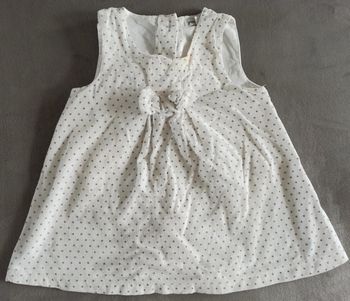 Robe de la marque"Grain de blé", taille 6 mois , en très bon état