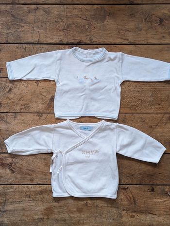 Lot de 2 brassières taille naisance