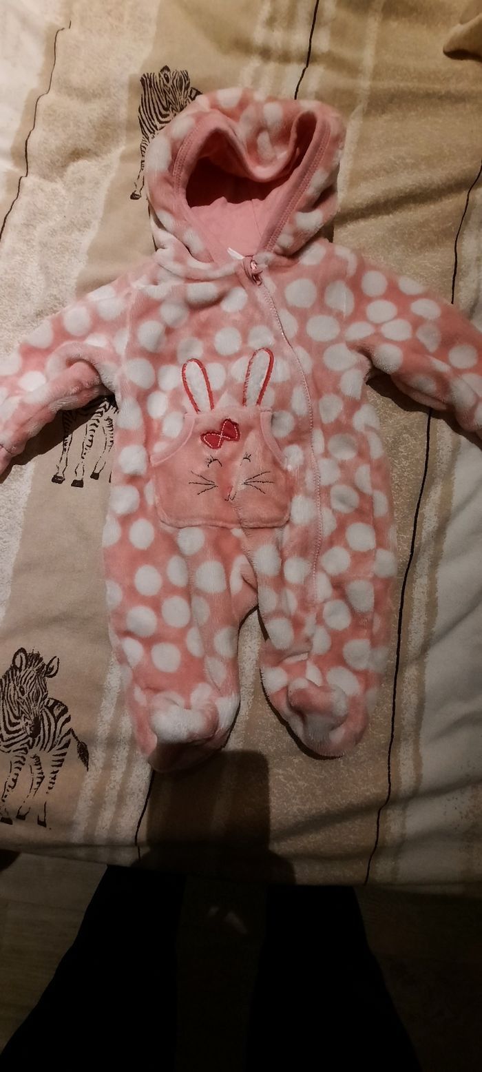 Lot vêtements bébé fille 1mois - photo numéro 2