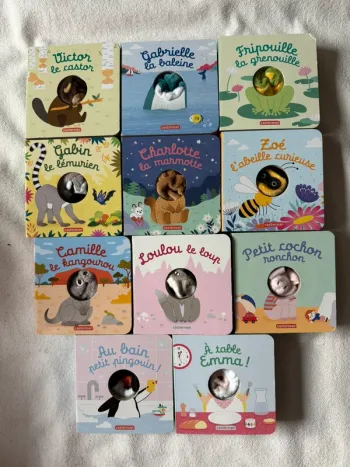 Lot de 11 livres marionnettes