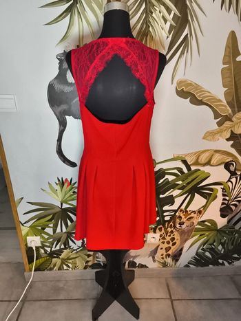 Robe rouge camaïeu dentelle 40/42