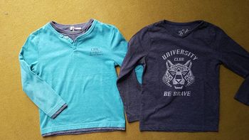 Lot de 2 hauts garçon 6ans orchestra kids graffiti