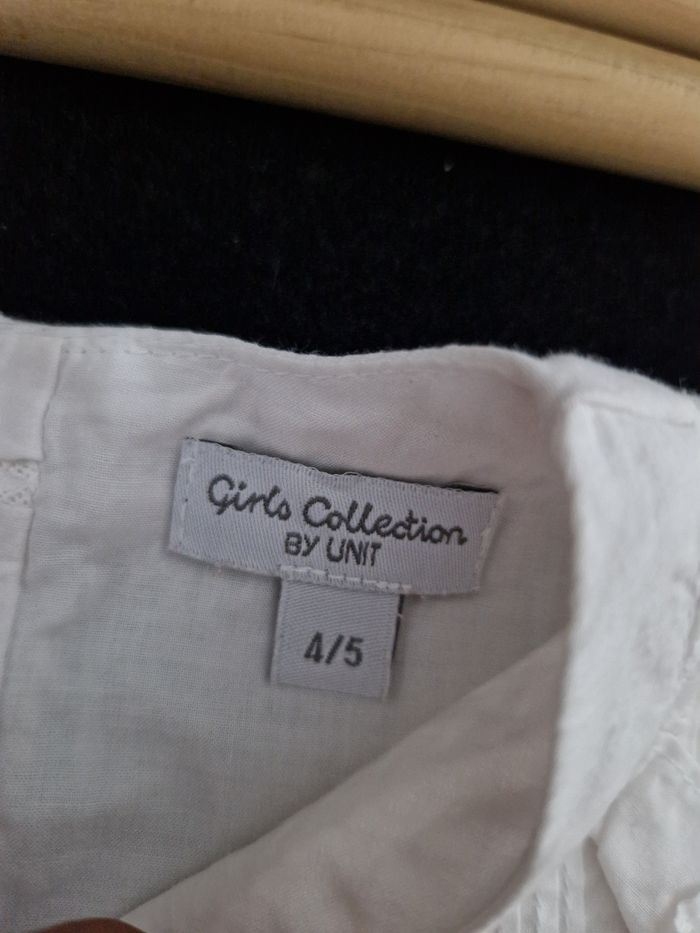 Robe Unit 4 - 5 A - photo numéro 3