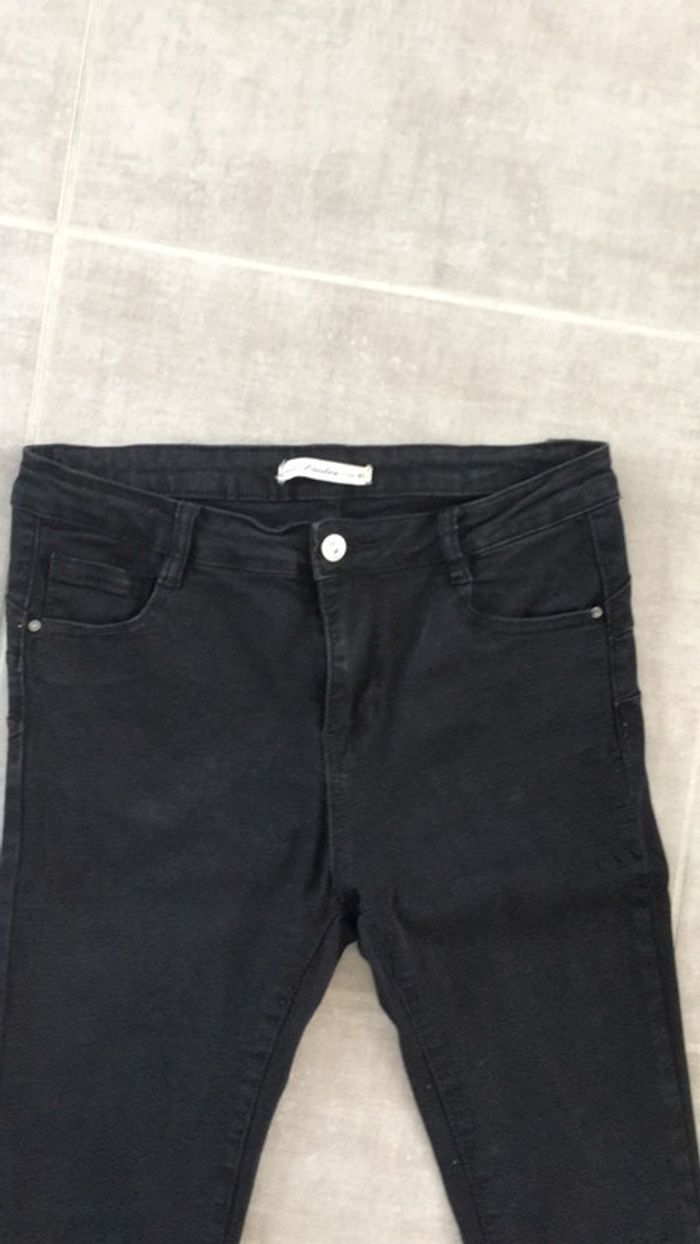 Jean élastique - photo numéro 3