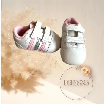 Chaussure basket bébé fille Adidas taille 17