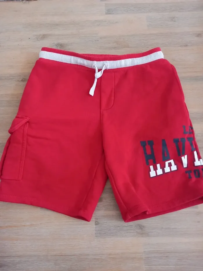Short rouge garçon KIABI 10 ans – Le Havre
