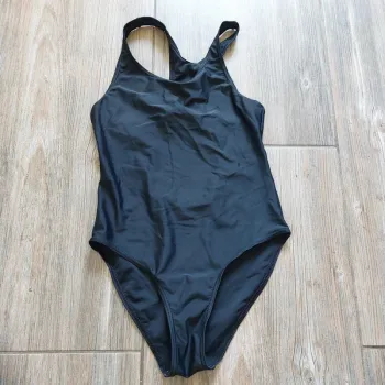 Maillot de bain 1 pièce noir taille 12 ans iTS