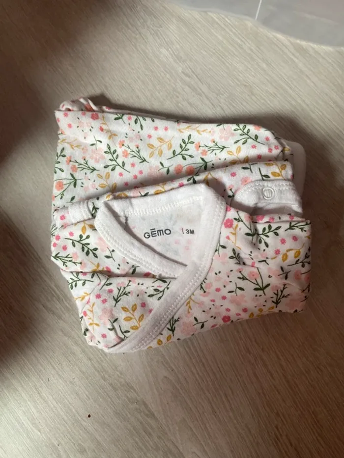 Lot Vêtements en 3-6 mois - photo numéro 4