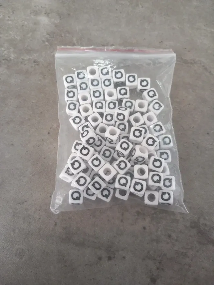 Perles lettres