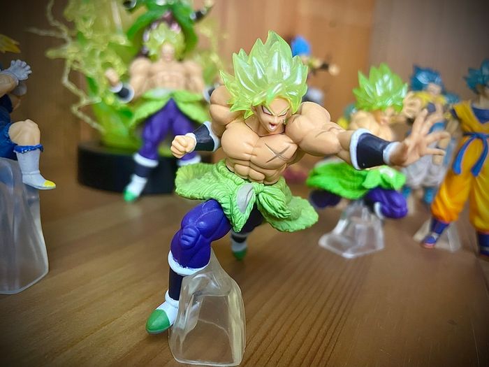 Figurine dragon ball gashapon hg Broly - photo numéro 2