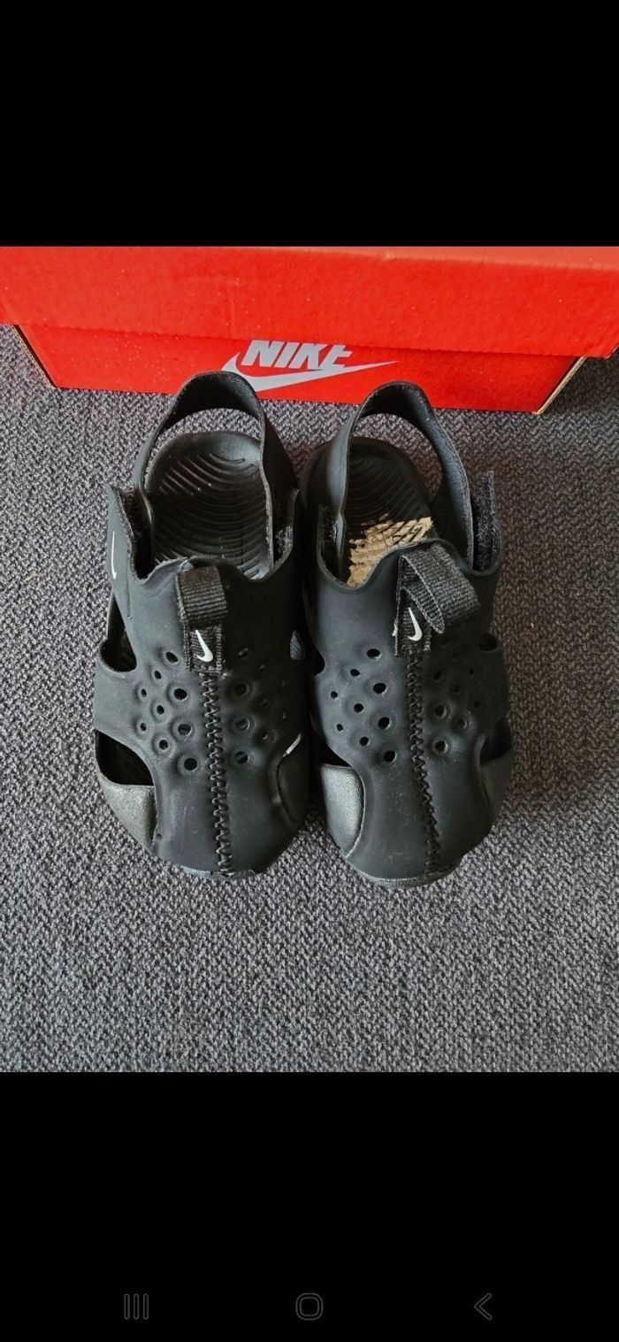 🤩💙😍 neuves , sandales de sport pointure 23.5 nike💙🤩😍 - photo numéro 3