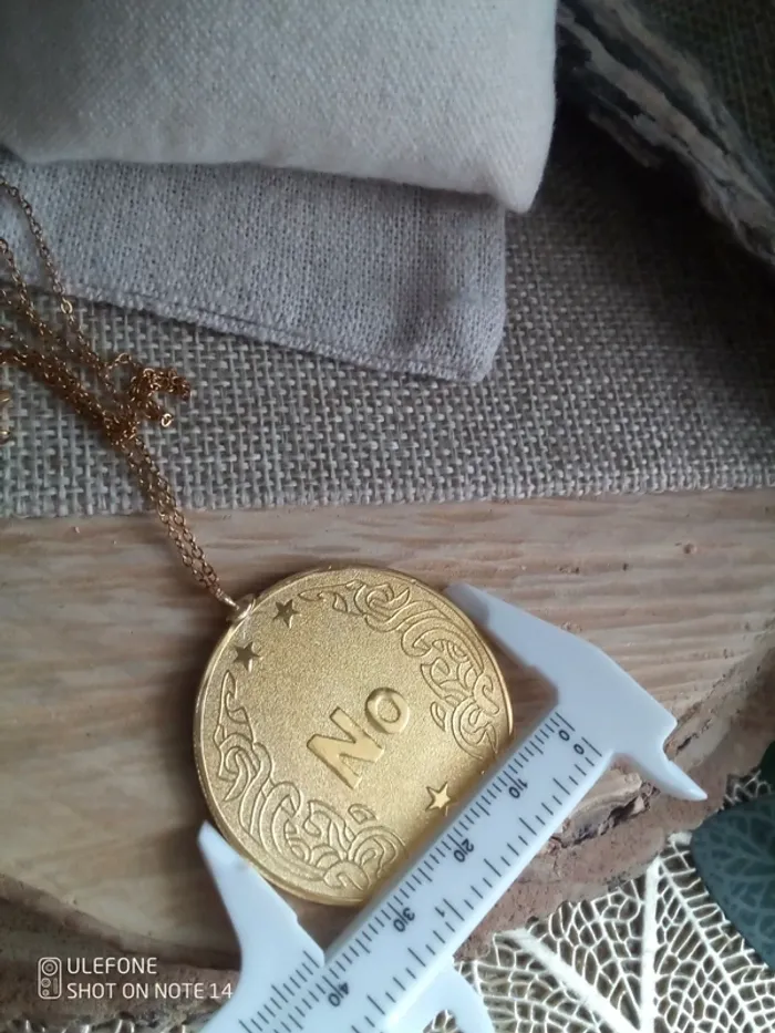 Collier médaillon réversible yes/no - photo numéro 3