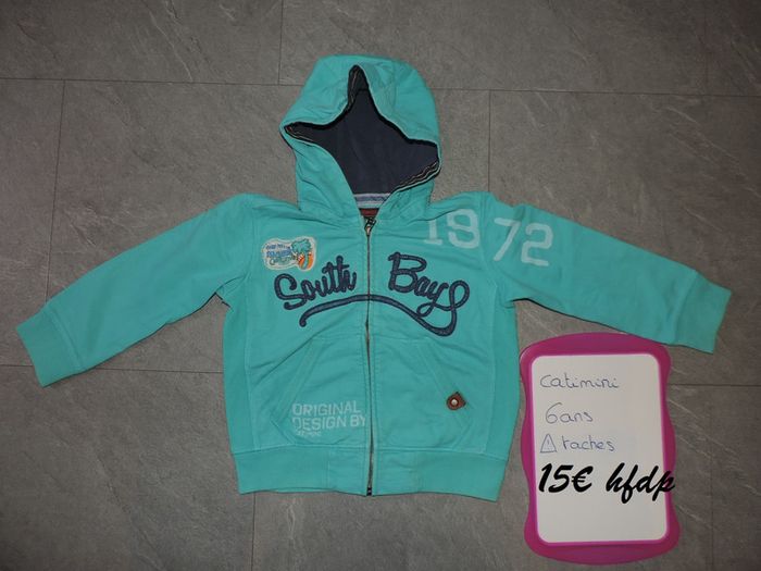 gilet catimini taille 6 ans ATTENTion voir photo taches