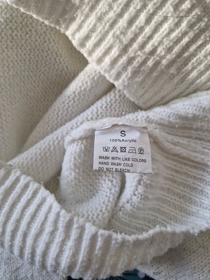 Pull femme/ fille taille S - photo numéro 9