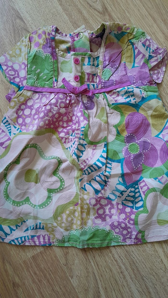 Robe pour bébé de 6 mois .