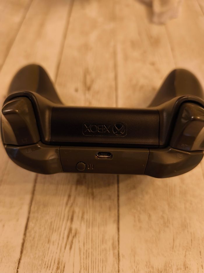 Manette Xbox one Microsoft Édition spéciale combat tech - photo numéro 3