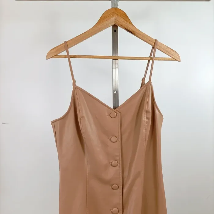 Robe nude satinée à bretelles fines, effet cuir, longueur midi, taille 40 - Pimkie A1308 - photo numéro 2