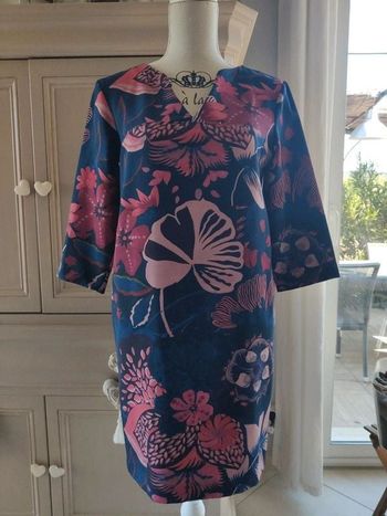Robe Marine imprimé fleurs voodoo taille grande taille 36