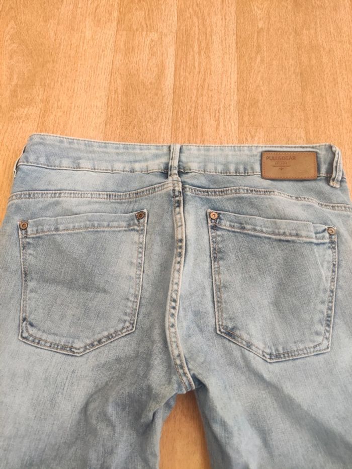 Jean pull and Bear taille 38 style troué - photo numéro 5
