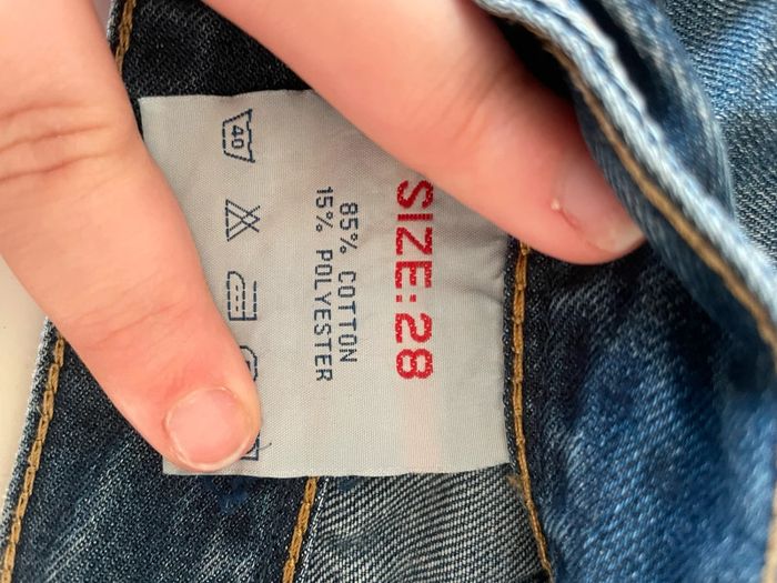 Short en jean taille 28 - photo numéro 4