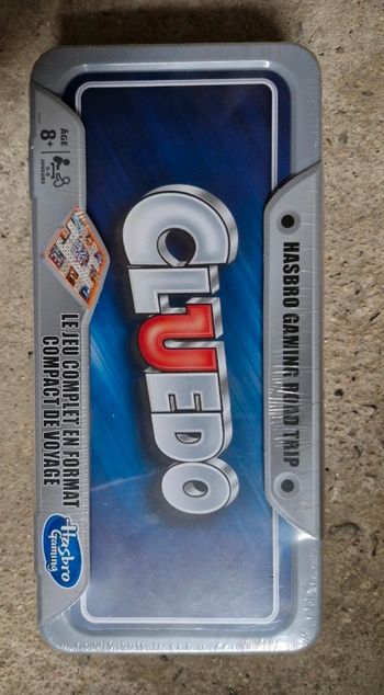 Jeu de société 
Cluedo de voyage neuf toujours sous blister