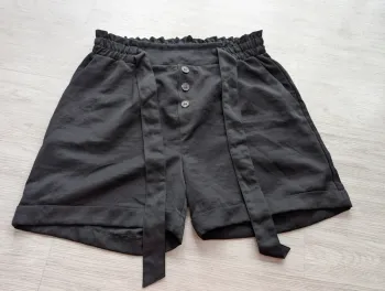 Short 40